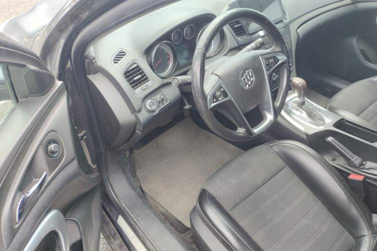 Used Buick Regal 2013 1.6T Automatic Elite Sport Edition Driver Seat