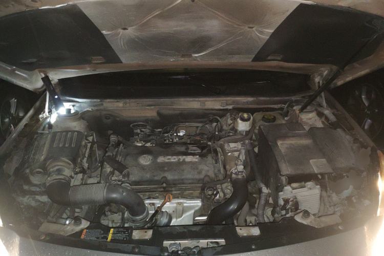 Used Buick Regal 2013 1.6T Automatic Elite Sport Edition Engine Bay
