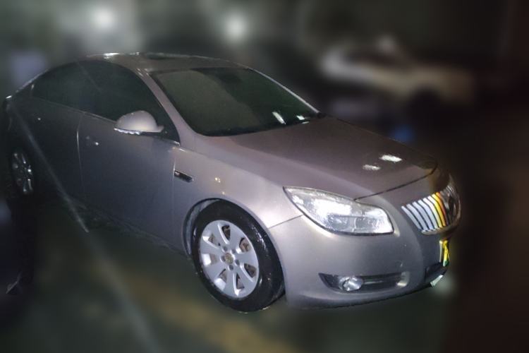 Used Buick Regal 2013 1.6T Automatic Elite Sport Edition Front Right 45 Deg