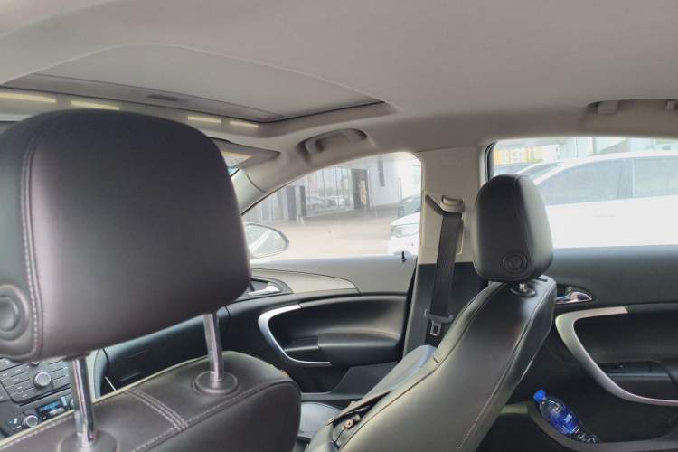 Used Buick Regal 2013 1.6T Automatic Elite Sport Edition Headliner