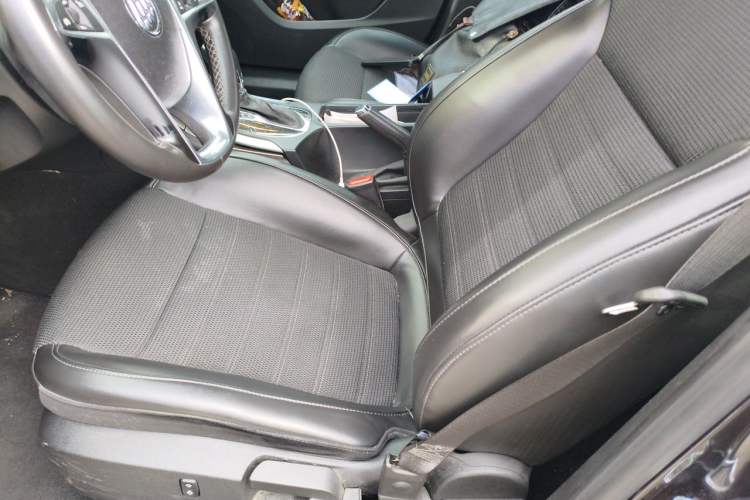 Used Buick Regal 2013 1.6T Automatic Elite Sport Edition Left Front Seat