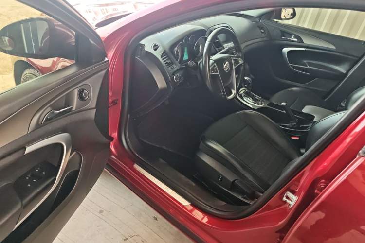 Used Buick Regal 2013 1.6T Automatic Elite Sport Edition Driver Seat