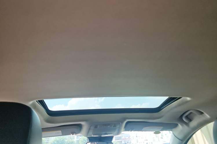 Used Buick Regal 2013 1.6T Automatic Elite Sport Edition Headliner