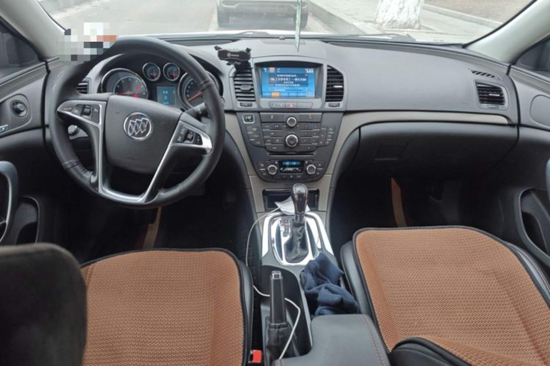 Used Buick Regal 2013 GS 2.0T Grand Sport Edition Center Console