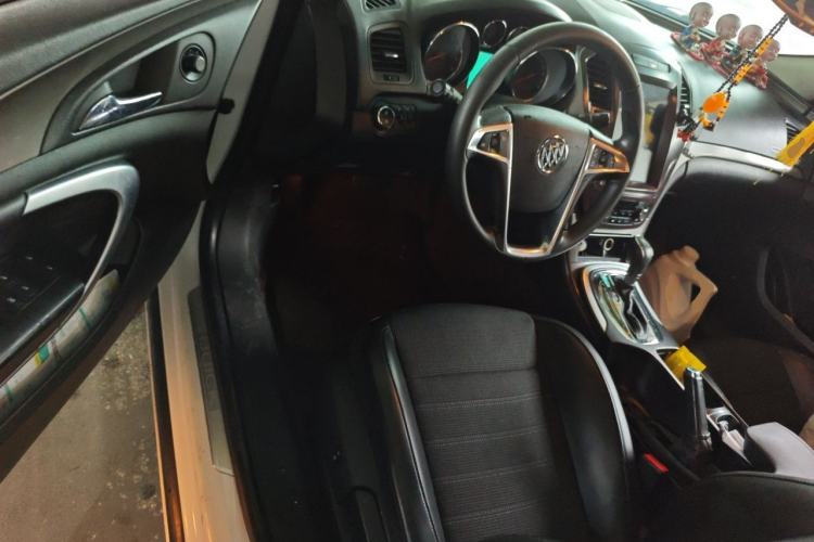 Used Buick Regal 2013 1.6T Automatic Elite Sport Edition Driver Seat