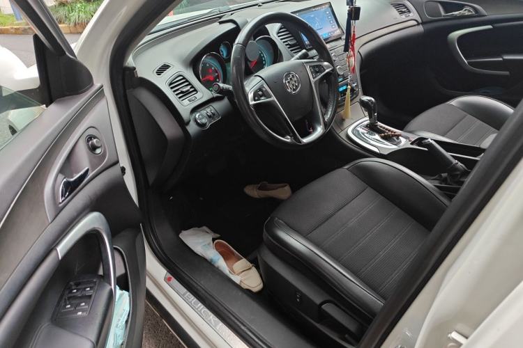 Used Buick Regal 2013 1.6T Automatic Elite Sport Edition Driver Seat