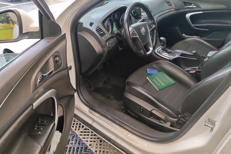 Used Buick Regal 2013 1.6T Automatic Elite Sport Edition Driver Seat