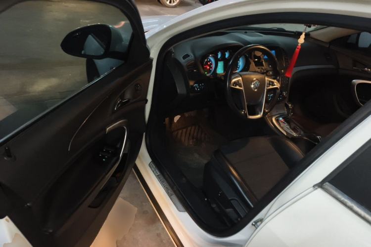 Used Buick Regal 2013 1.6T Automatic Elite Sport Edition Driver Seat