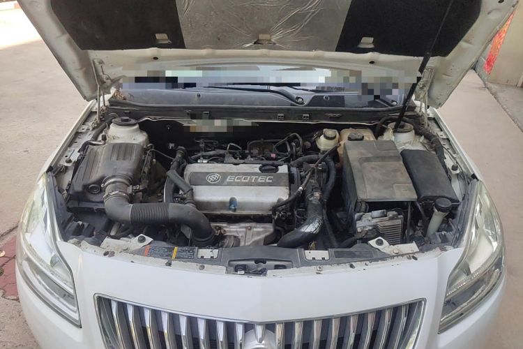 Used Buick Regal 2013 1.6T Automatic Elite Sport Edition Engine Bay