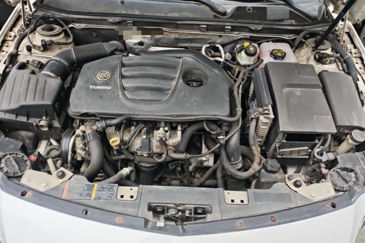 Used Buick Regal 2013 GS 2.0T Sport Edition Engine Bay