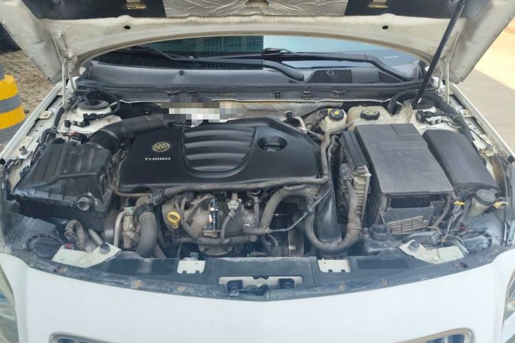 Used Buick Regal 2013 GS 2.0T Sport Edition Engine Bay