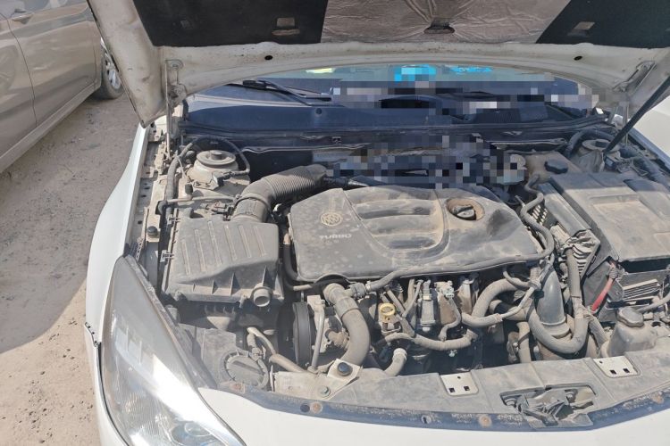 Used Buick Regal 2013 GS 2.0T Sport Edition Engine Bay Right