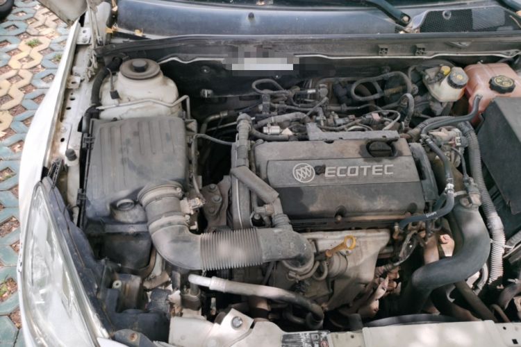 Used Buick Regal 2013 1.6T Automatic Elite Sport Edition Engine Bay Right
