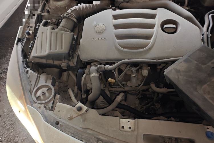 Used Buick Regal 2013 GS 2.0T Grand Sport Edition Engine Bay Right
