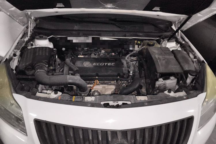 Used Buick Regal 2013 1.6T Automatic Elite Sport Edition Engine Bay