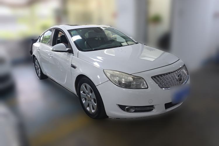 Used Buick Regal 2013 1.6T Automatic Elite Sport Edition Front Right 45 Deg