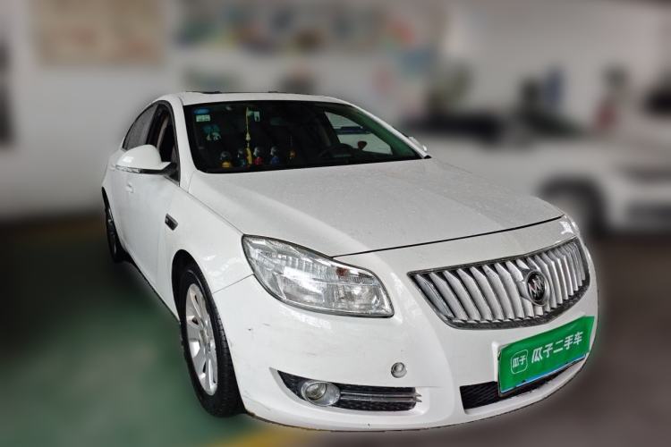 Used Buick Regal 2013 1.6T Automatic Elite Sport Edition Front Right 45 Deg