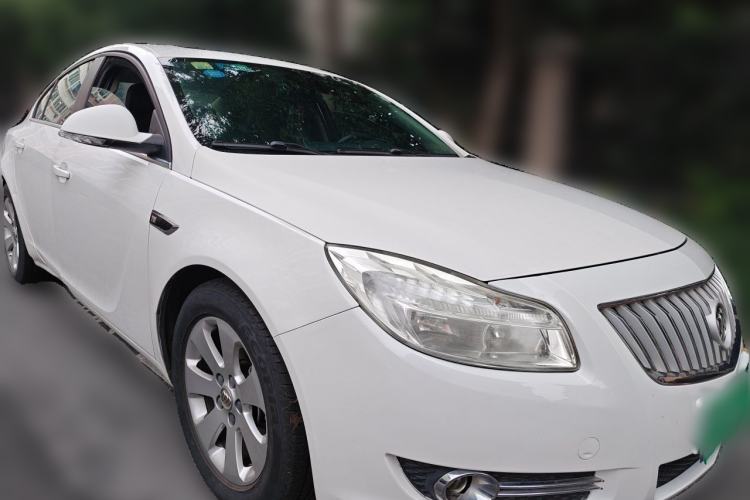 Used Buick Regal 2013 1.6T Automatic Elite Sport Edition Front Right 45 Deg