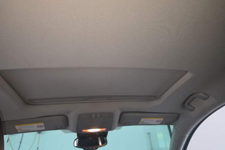 Used Buick Regal 2013 GS 2.0T Sport Edition Headliner