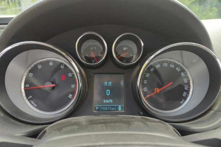 Used Buick Regal 2013 1.6T Automatic Elite Sport Edition Instrument Cluster