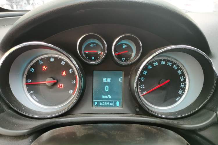 Used Buick Regal 2013 1.6T Automatic Elite Sport Edition Instrument Cluster