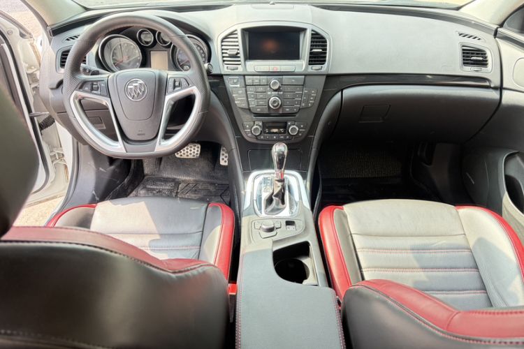 Used Buick Regal 2013 GS 2.0T Sport Edition Interior 2