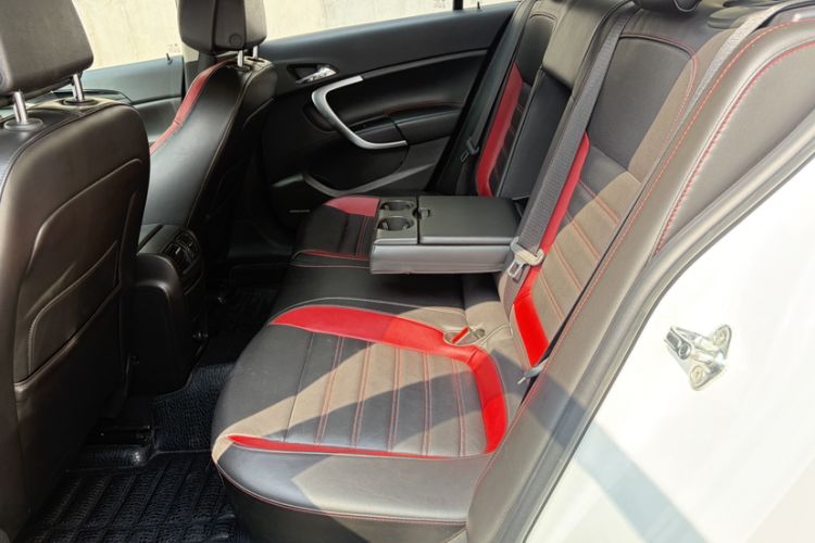 Used Buick Regal 2013 GS 2.0T Sport Edition Interior 3