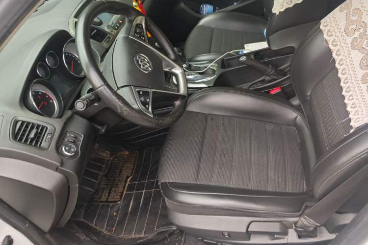 Used Buick Regal 2013 1.6T Automatic Elite Sport Edition Left Front Seat