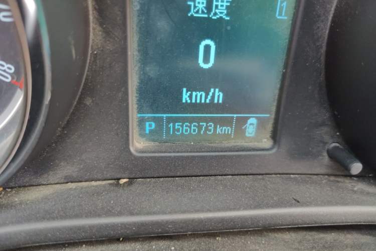 Used Buick Regal 2013 1.6T Automatic Elite Sport Edition Odometer Close Up