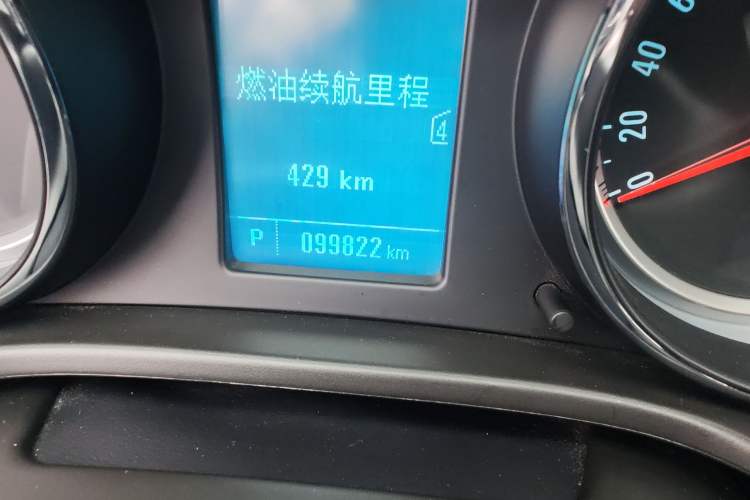 Used Buick Regal 2013 GS 2.0T Sport Edition Odometer Close Up
