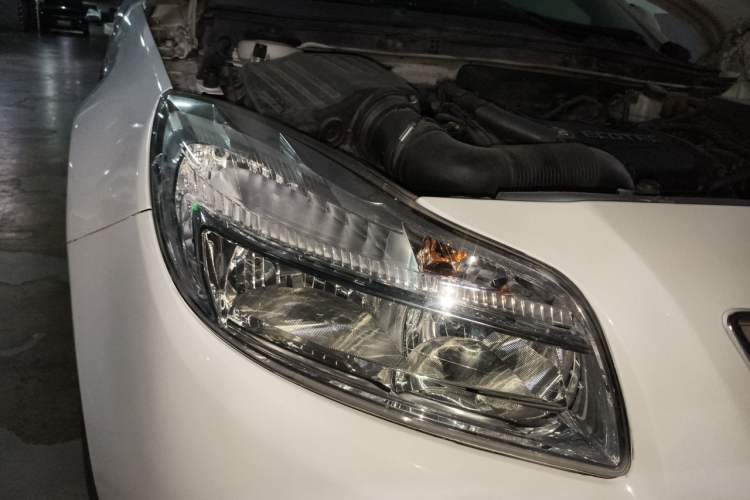 Used Buick Regal 2013 1.6T Automatic Elite Sport Edition Right Front Headlight
