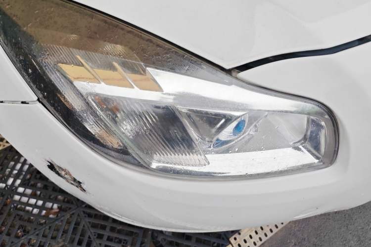 Used Buick Regal 2013 1.6T Automatic Elite Sport Edition Right Front Headlight