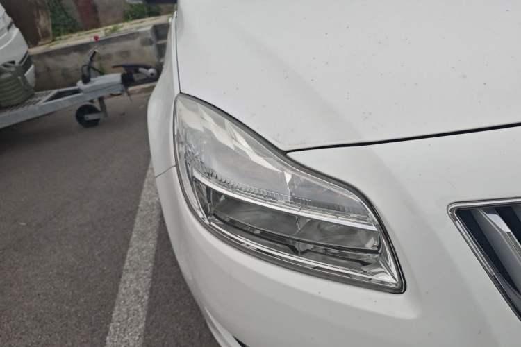 Used Buick Regal 2013 1.6T Automatic Elite Sport Edition Right Front Headlight