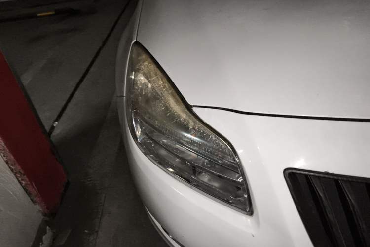 Used Buick Regal 2013 1.6T Automatic Elite Sport Edition Right Front Headlight