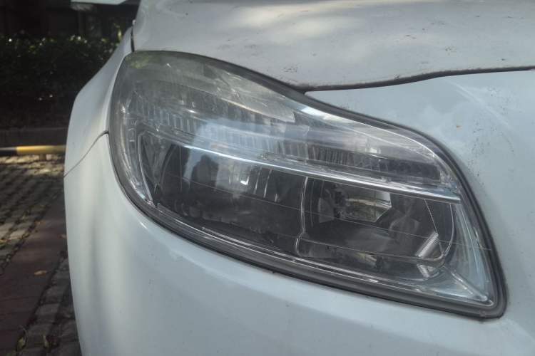 Used Buick Regal 2013 1.6T Automatic Elite Sport Edition Right Front Headlight