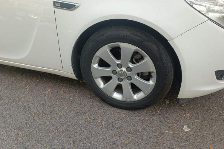 Used Buick Regal 2013 1.6T Automatic Elite Sport Edition Right Front Wheel Hub