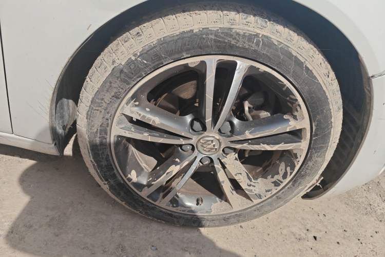 Used Buick Regal 2013 GS 2.0T Sport Edition Right Front Wheel Hub