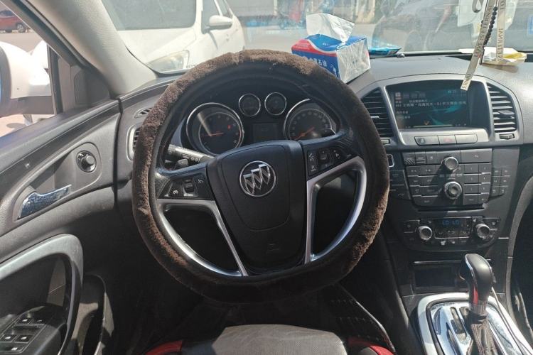 Used Buick Regal 2013 GS 2.0T Sport Edition Steering Wheel