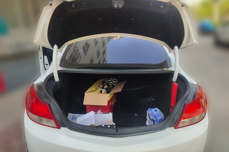 Used Buick Regal 2013 1.6T Automatic Elite Sport Edition Trunk