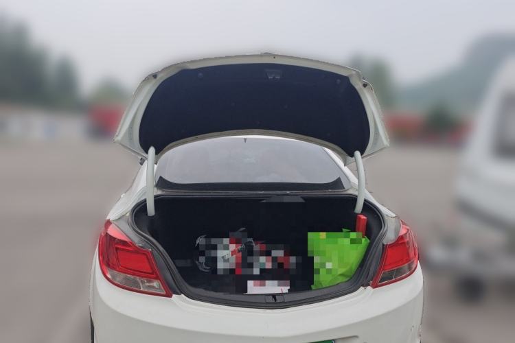 Used Buick Regal 2013 1.6T Automatic Elite Sport Edition Trunk