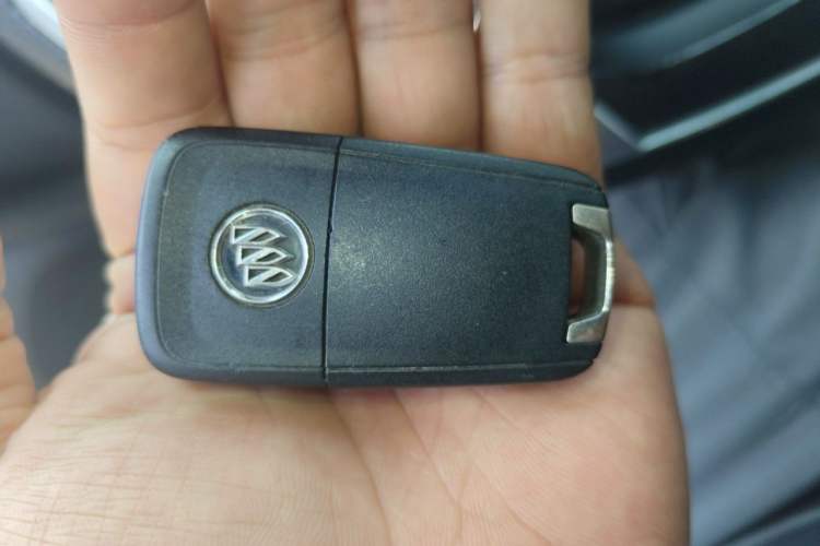 Used Buick Regal 2013 GS 2.0T Sport Edition Vehicle Key