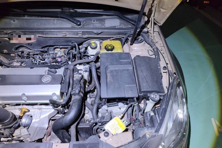 Used Buick Regal 2013 1.6T Automatic Elite Sport Edition Engine Bay Left