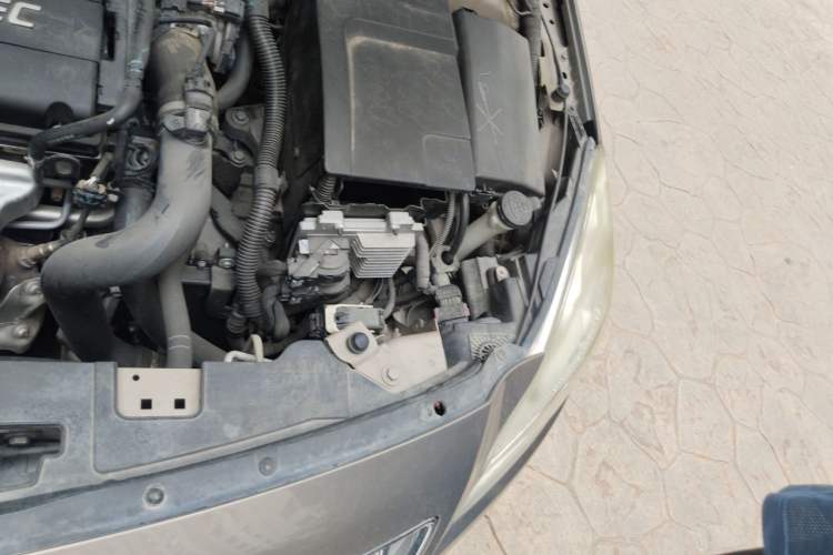 Used Buick Regal 2013 1.6T Automatic Elite Sport Edition Engine Bay Left