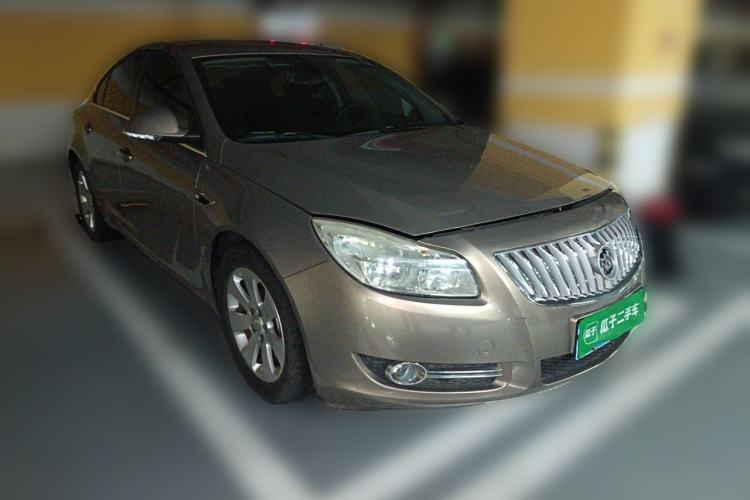 Used Buick Regal 2013 1.6T Automatic Elite Sport Edition Front Right 45 Deg