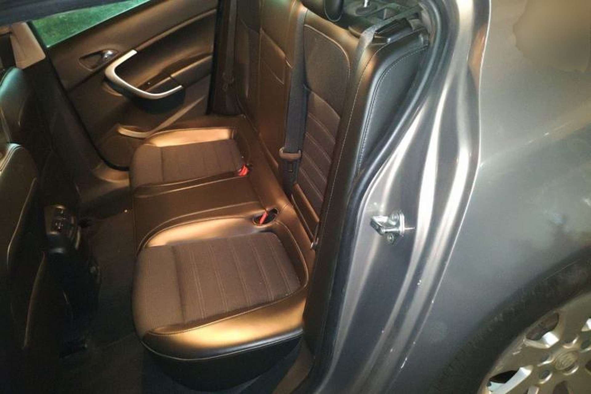 Used Buick Regal 2013 1.6T Automatic Elite Sport Edition Left Rear Seat