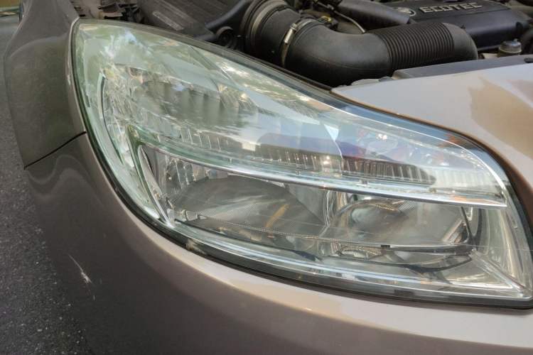 Used Buick Regal 2013 1.6T Automatic Elite Sport Edition Right Front Headlight