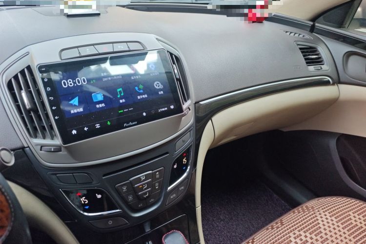 Used Buick Regal 2014 2.0L Elite Fashion Edition Audio And AC Panel