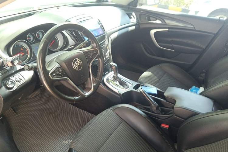 Used Buick Regal 2014 1.6T Fashionable Tech Edition Center Console