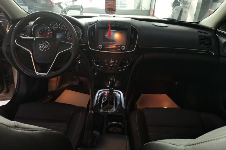 Used Buick Regal 2014 1.6T Fashionable Tech Edition Center Console