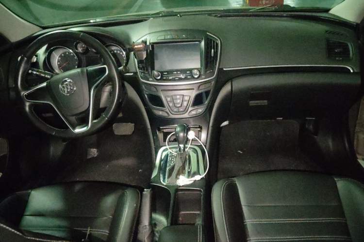 Used Buick Regal 2014 1.6T Fashionable Tech Edition Center Console